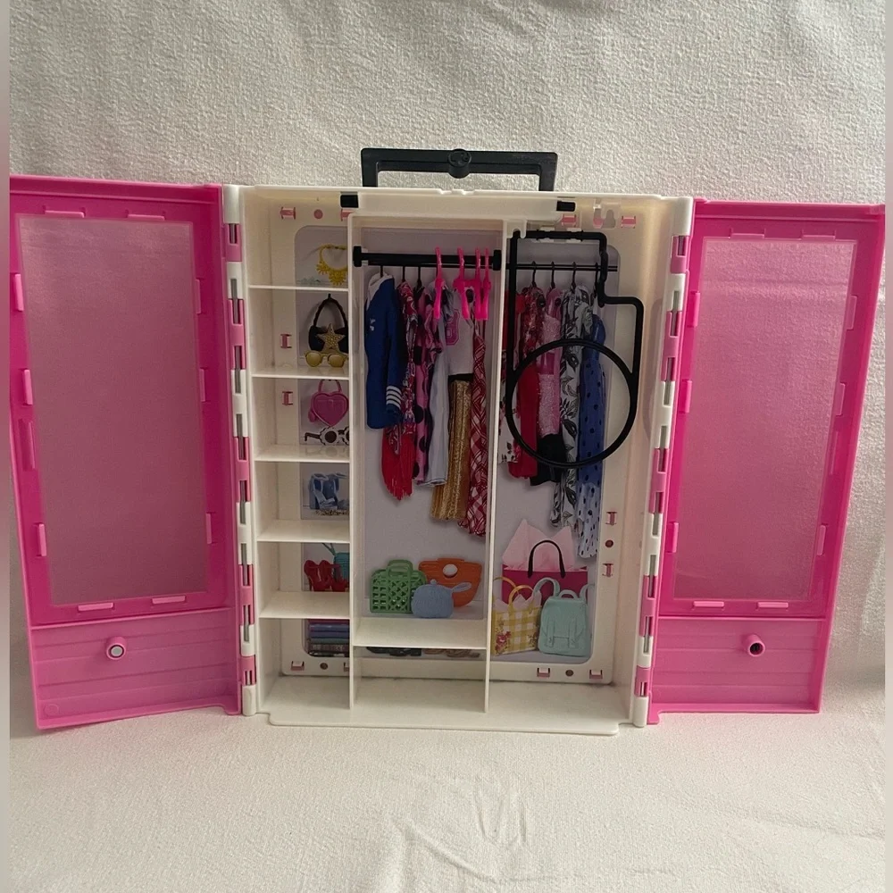 Gently Used Barbie Ultimate Closet